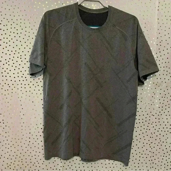 Lululemon Grey Mens Shirt - Picture 2 of 7